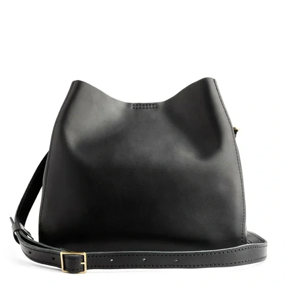 PORTLAND LEATHER Butterfly Bucket Bag Black - Picture 1 of 6
